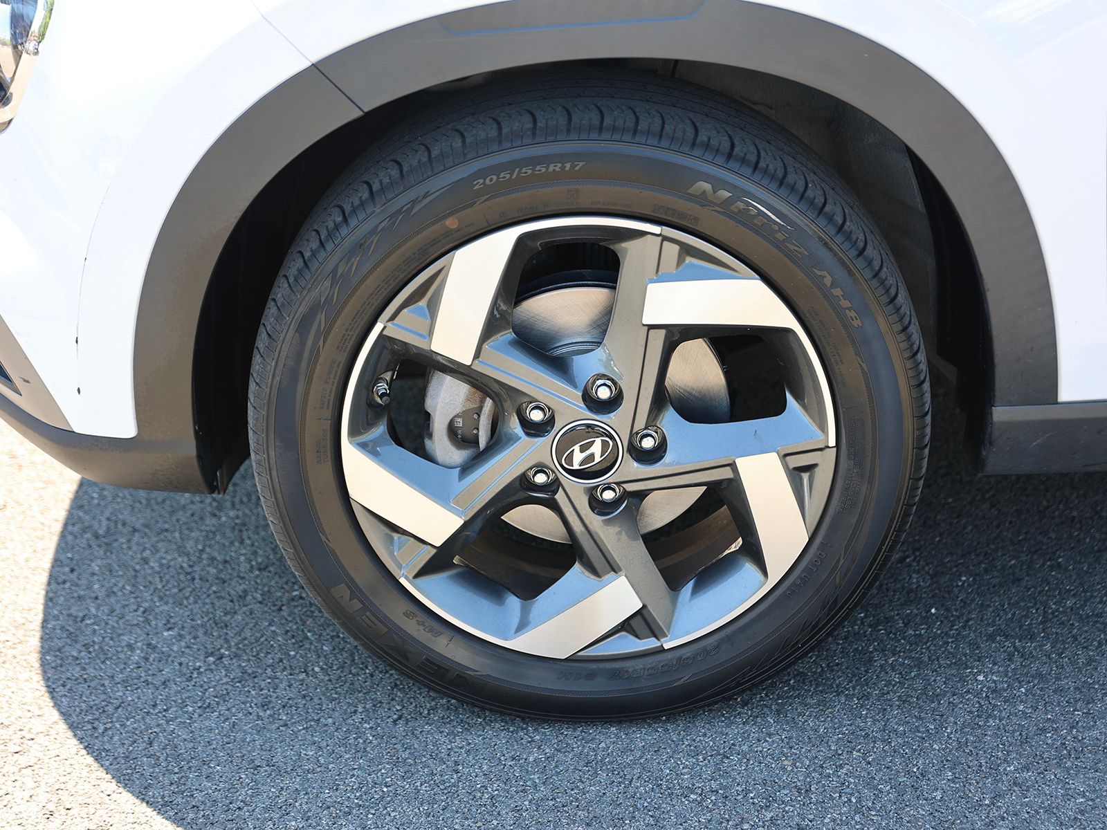 2023 Hyundai Venue SEL - Photo 9