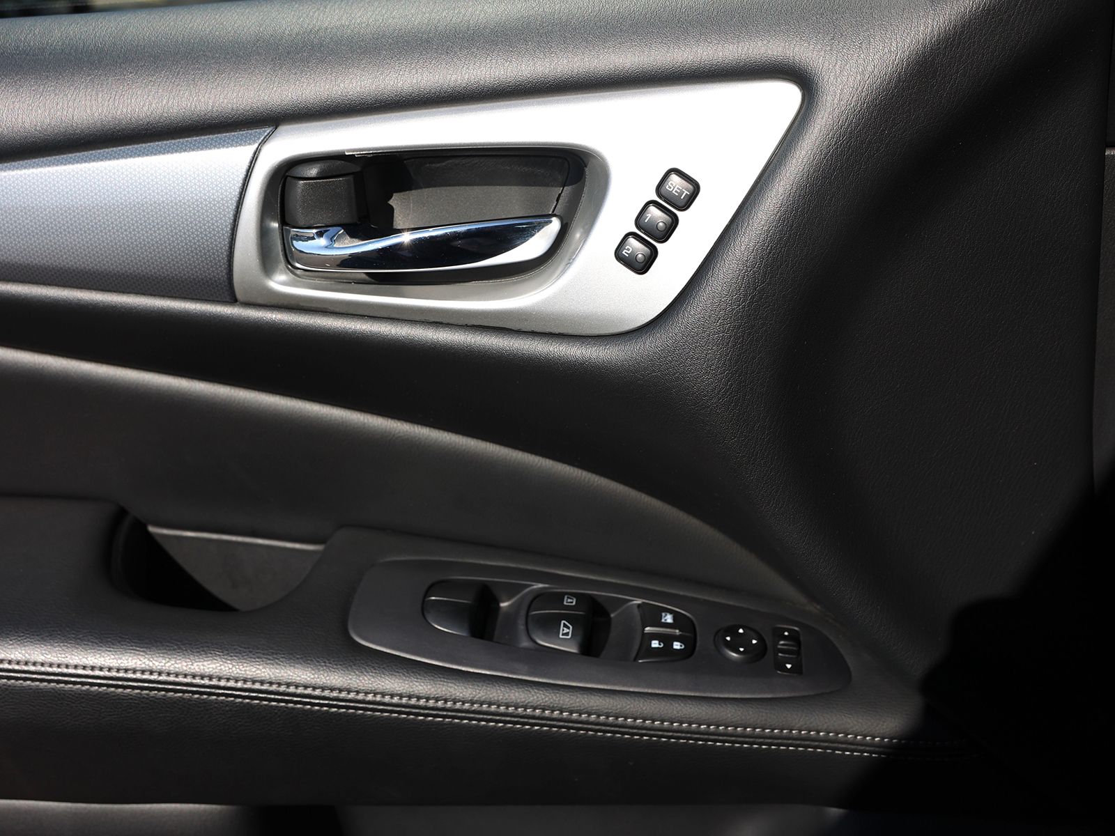 2018 Nissan Pathfinder SL - Photo 40