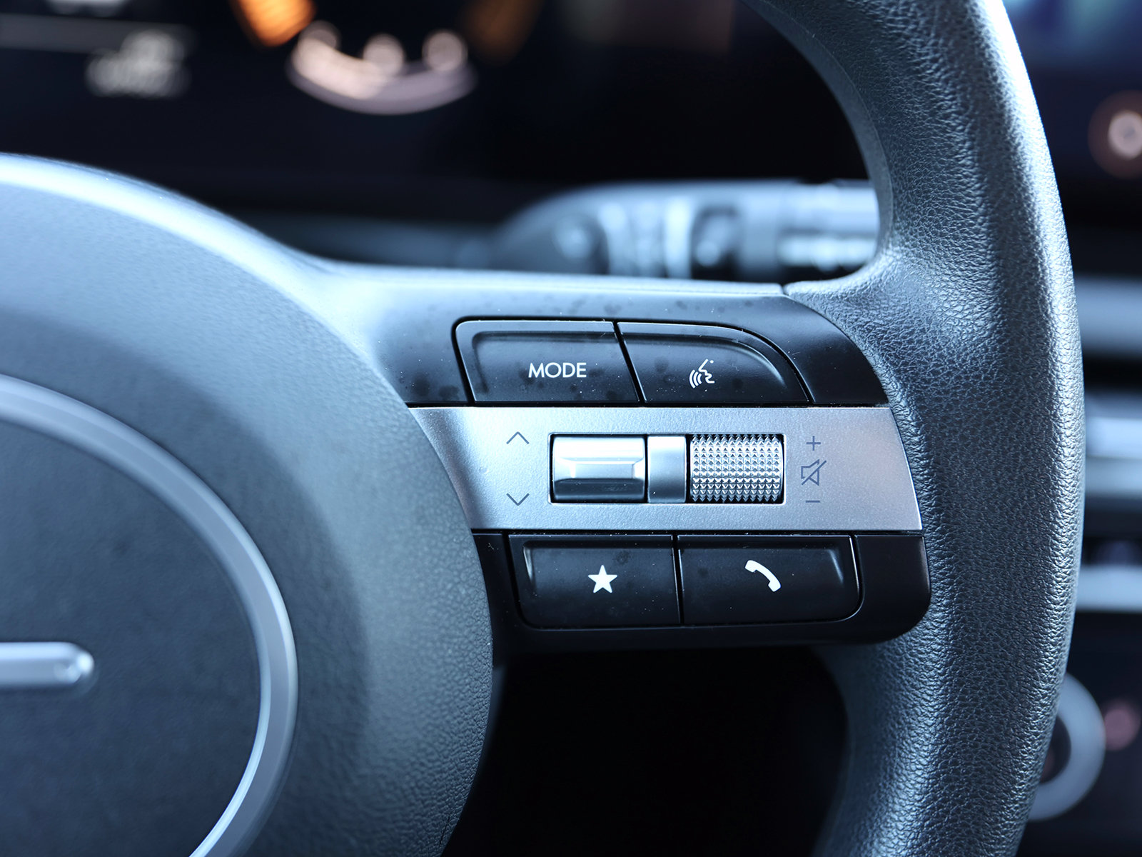 2025 Hyundai Santa Cruz SEL - Photo 36