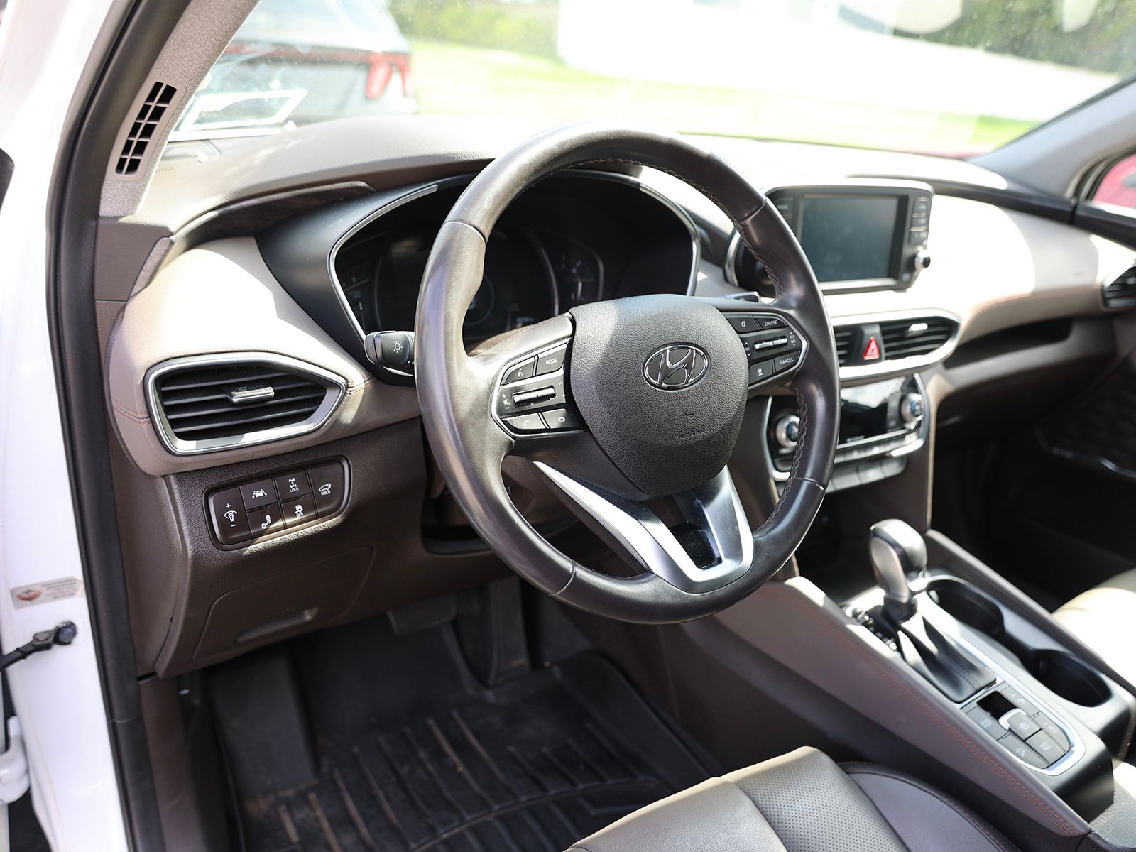 2019 Hyundai Santa Fe Limited - Photo 9
