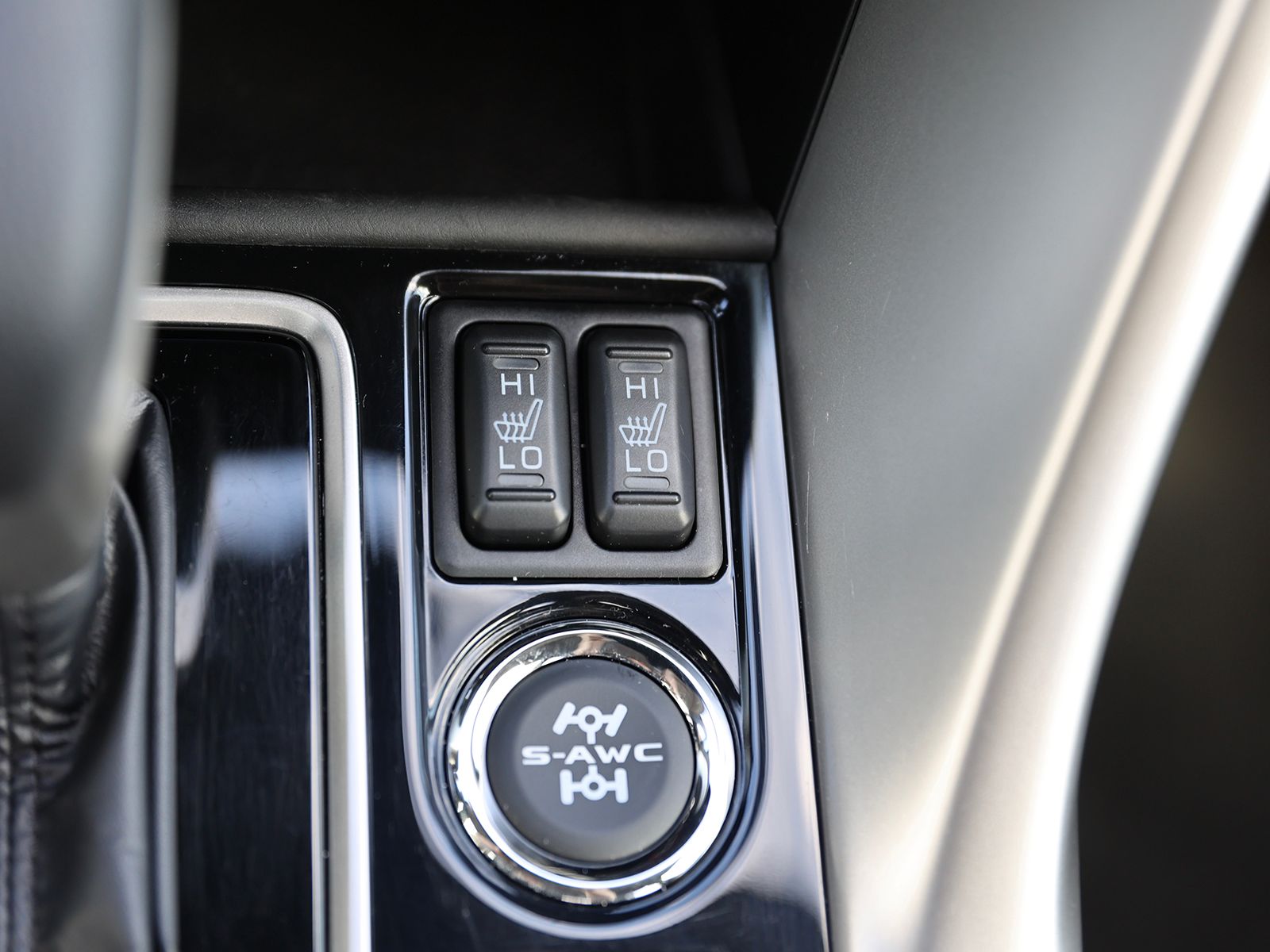 2024 Mitsubishi Eclipse Cross SE - Photo 31