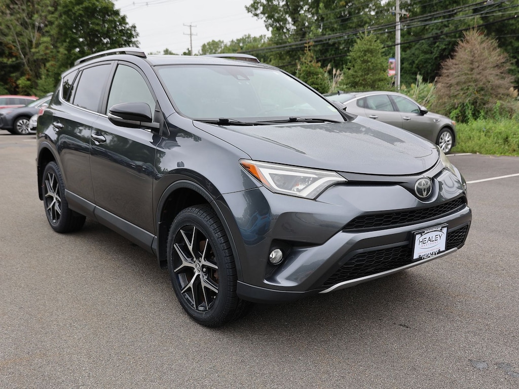 Used 2017 Toyota RAV4 SE SUV