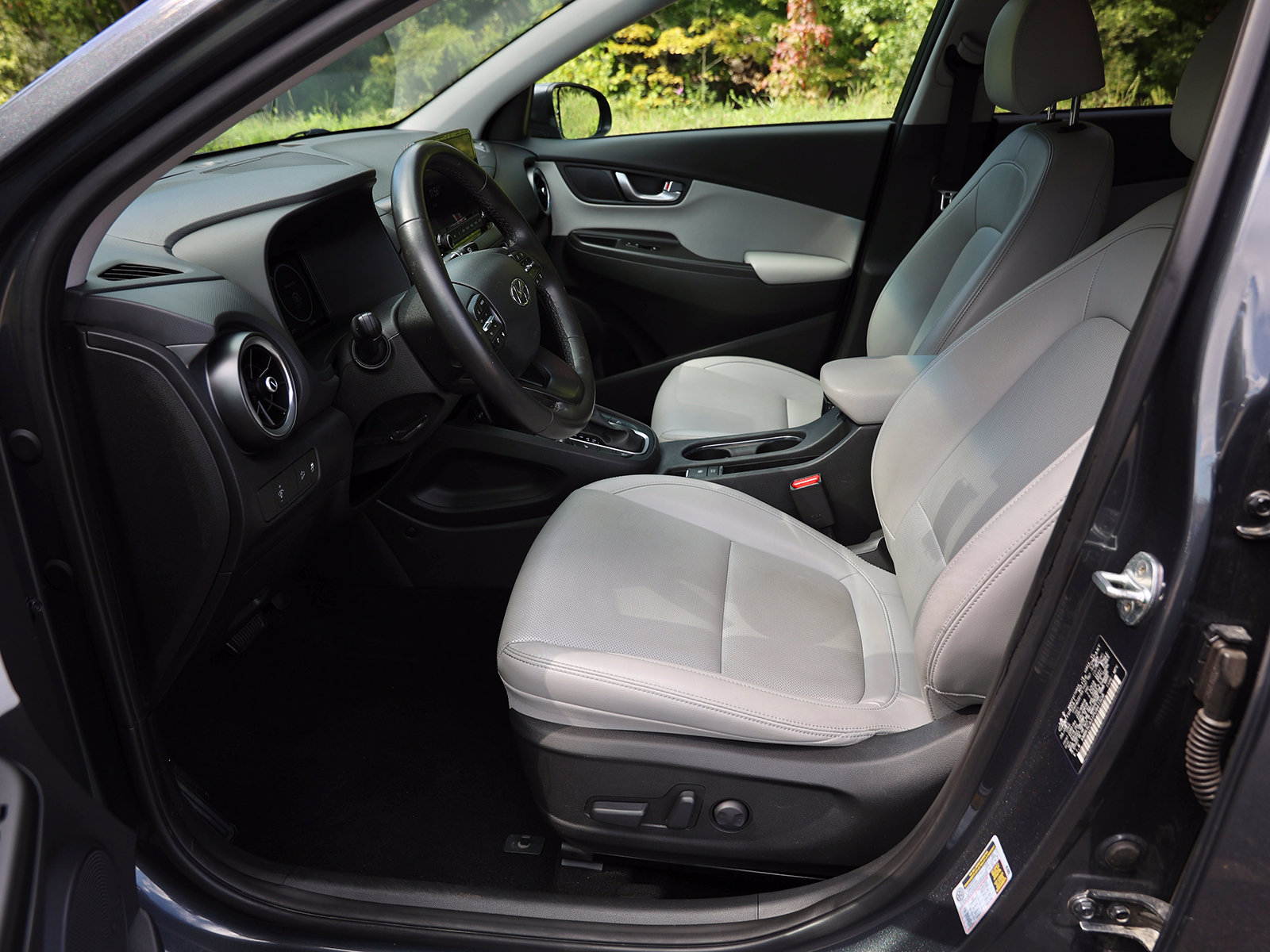 2023 Hyundai Kona Limited - Photo 16