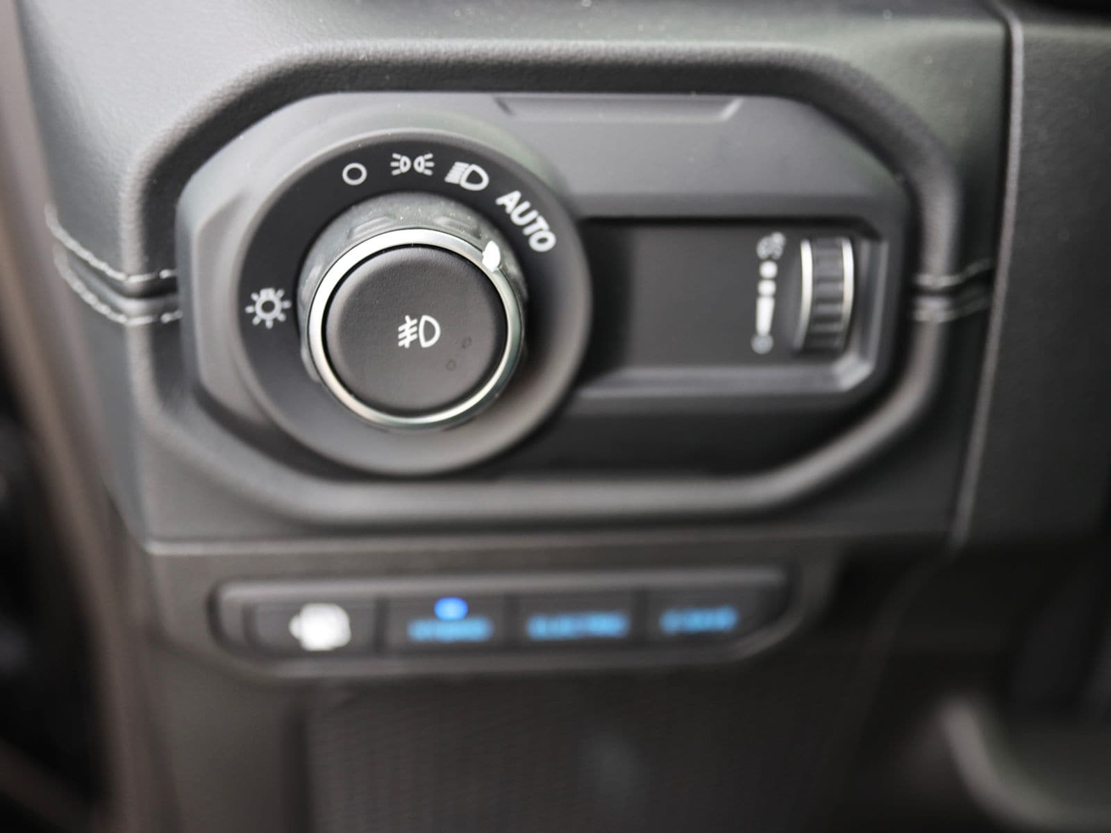 2024 Jeep Wrangler 4xe Rubicon X 4XE - Photo 37