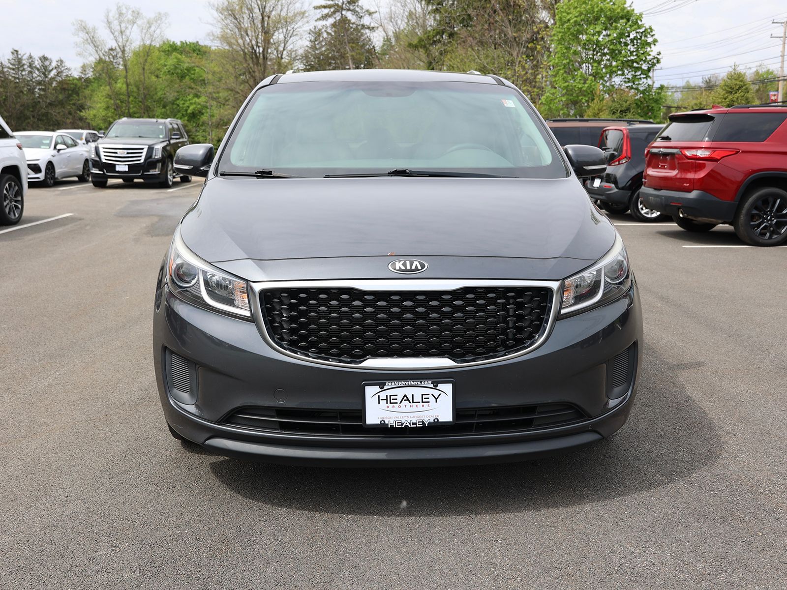 Used 2016 Kia Sedona LX with VIN KNDMB5C16G6182212 for sale in Fishkill, NY