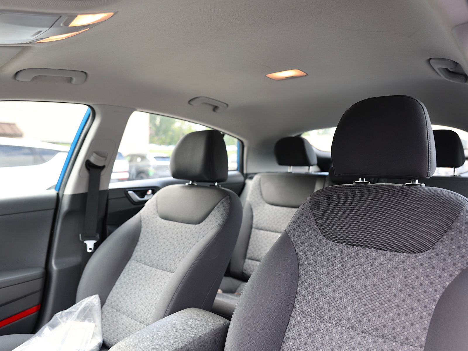 2018 Hyundai IONIQ SEL - Photo 10
