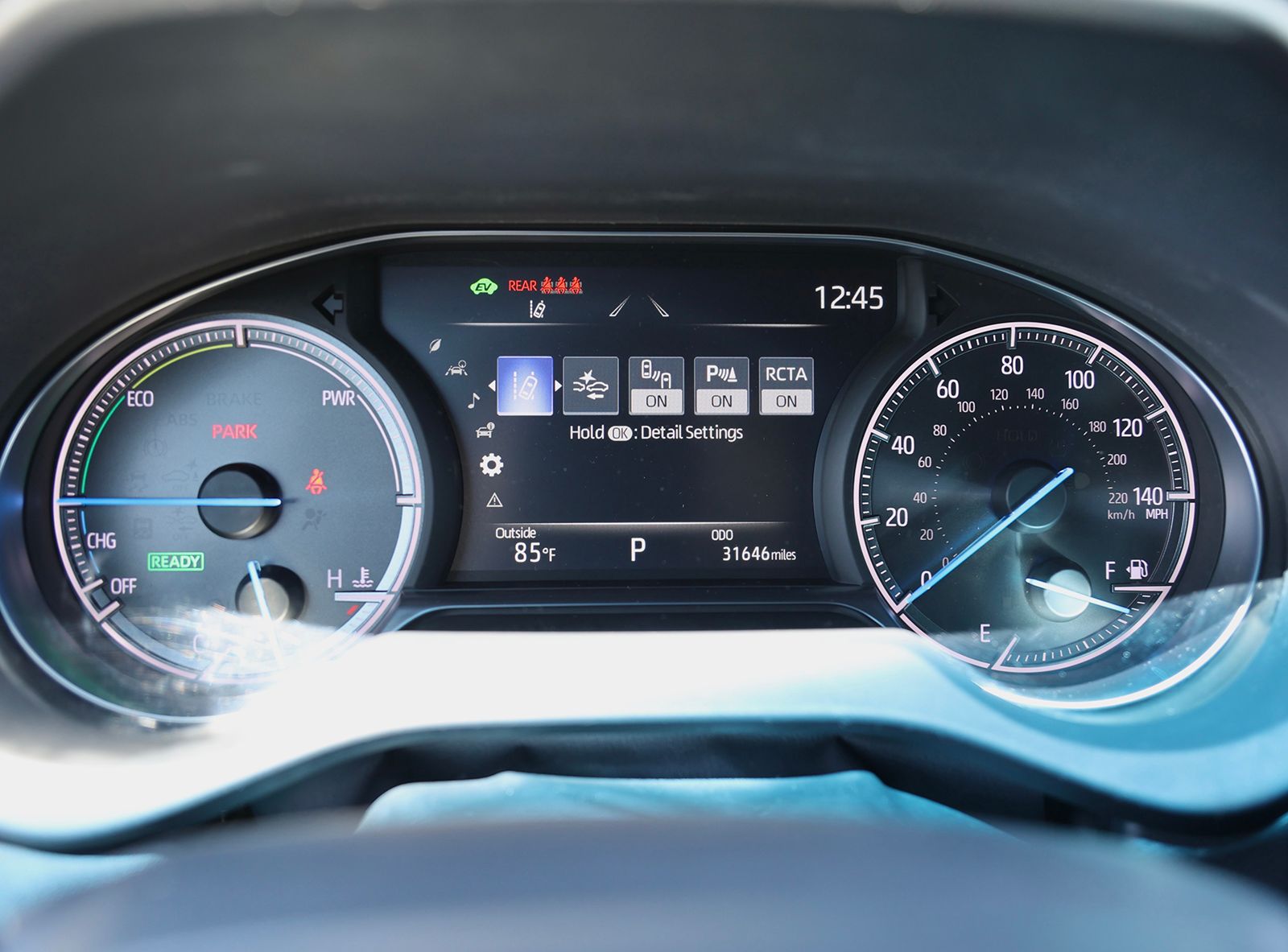 2024 Toyota Venza XLE - Photo 38