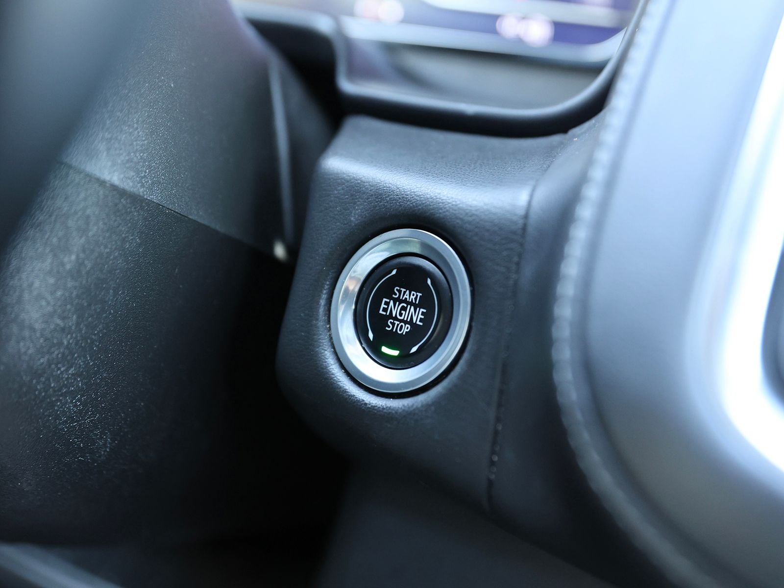 2023 Chevrolet Suburban Z71 - Photo 34