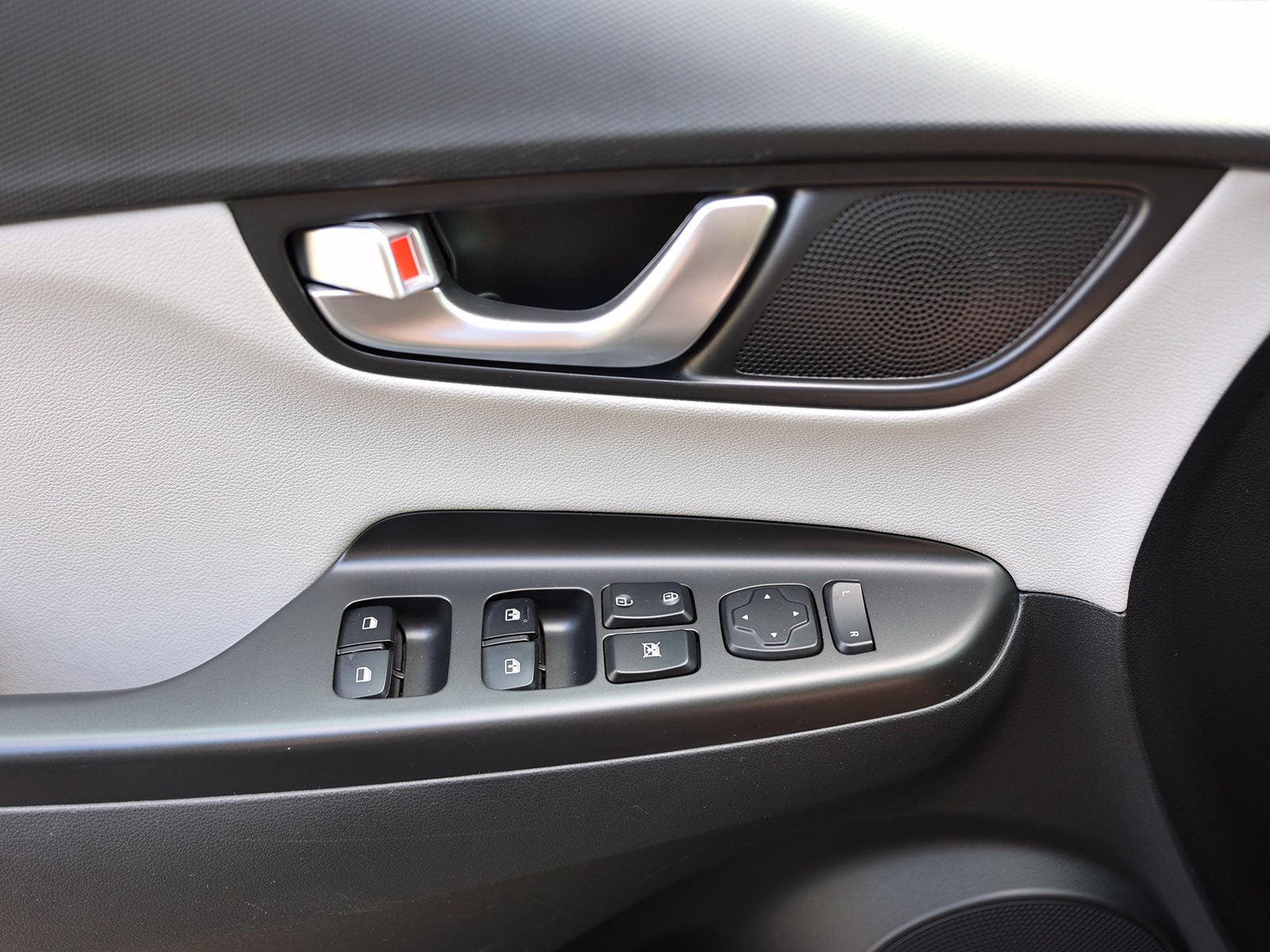 2023 Hyundai Kona Limited - Photo 36