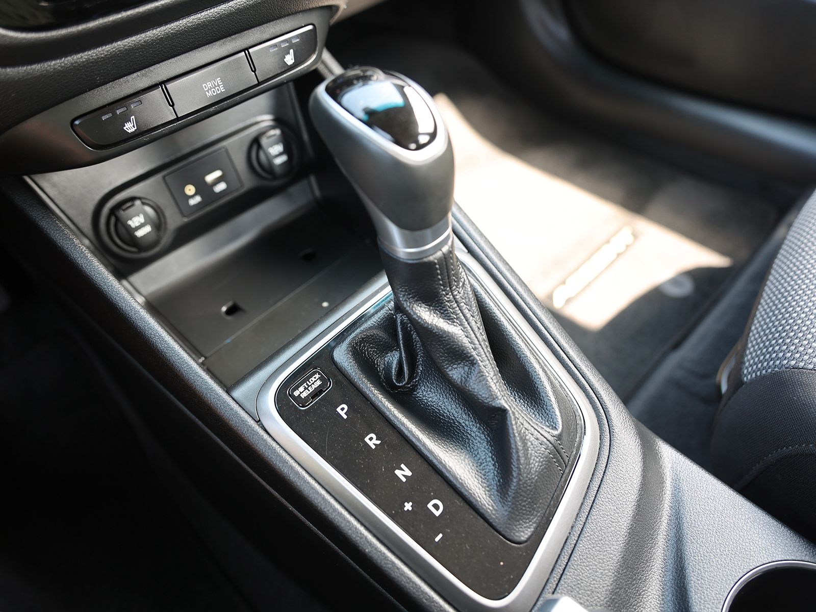 2018 Hyundai Accent Limited - Photo 27