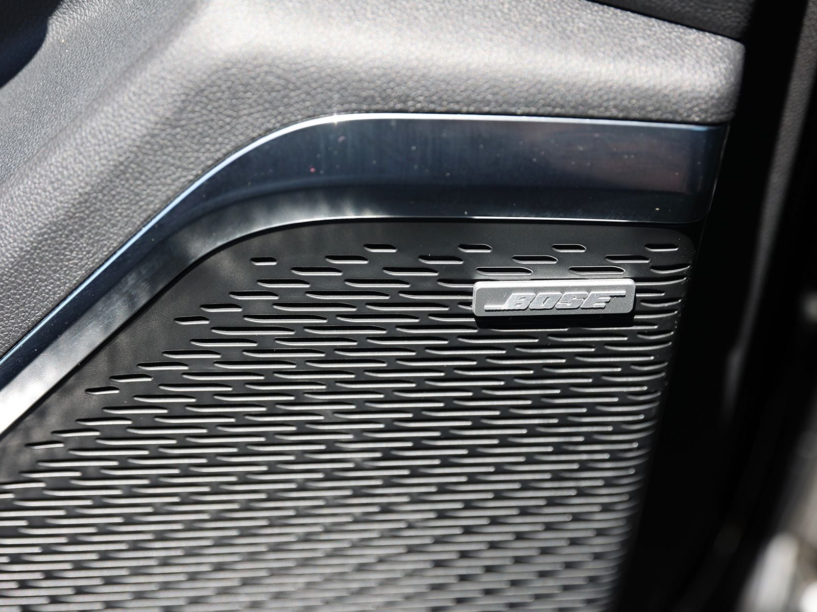 2025 GMC Acadia Elevation - Photo 35