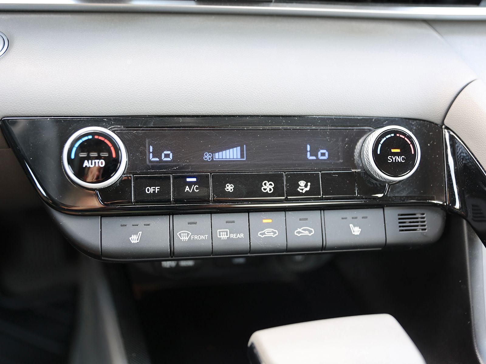 2023 Hyundai Elantra Blue - Photo 23