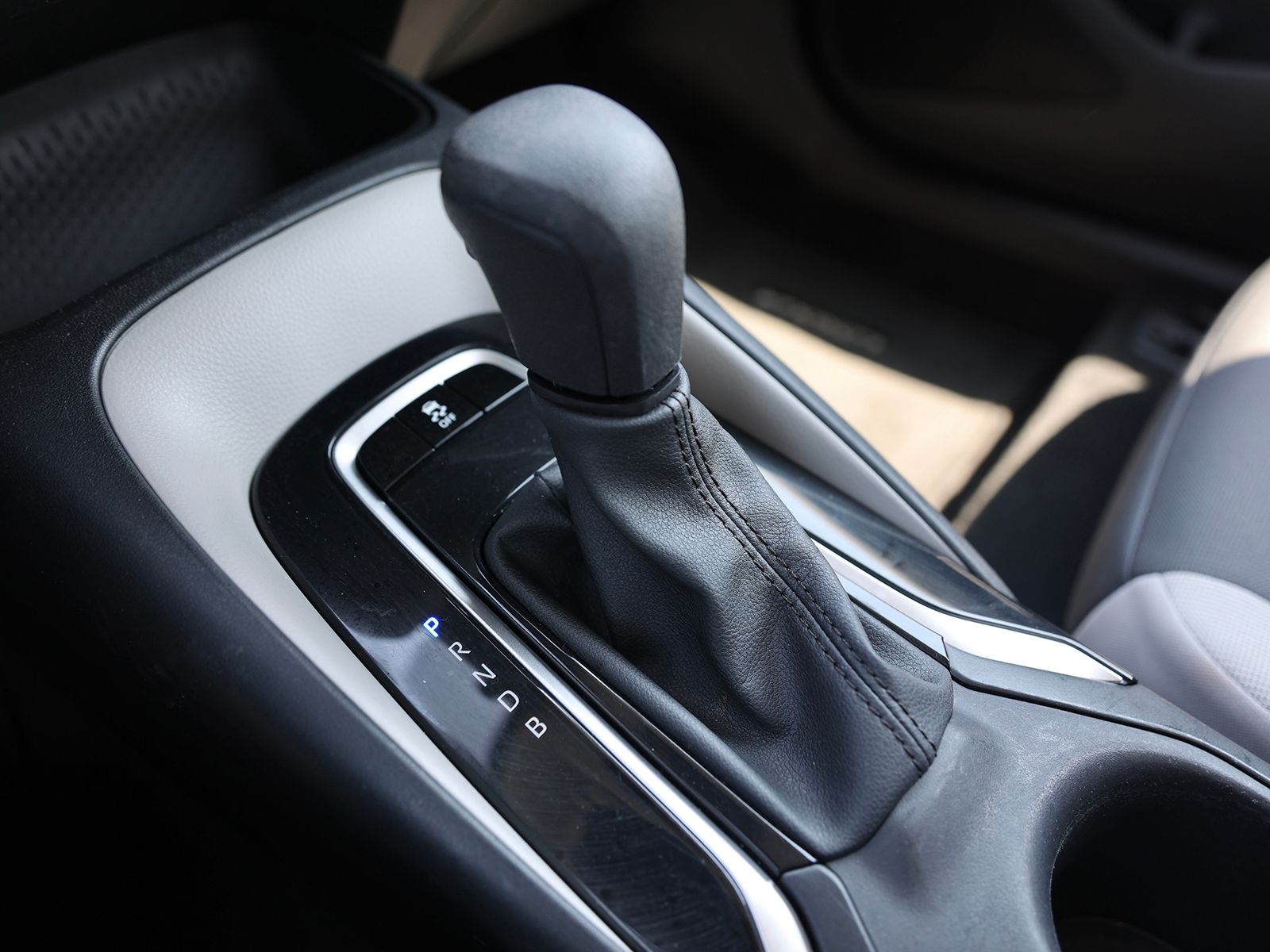 2023 Toyota Corolla LE - Photo 29