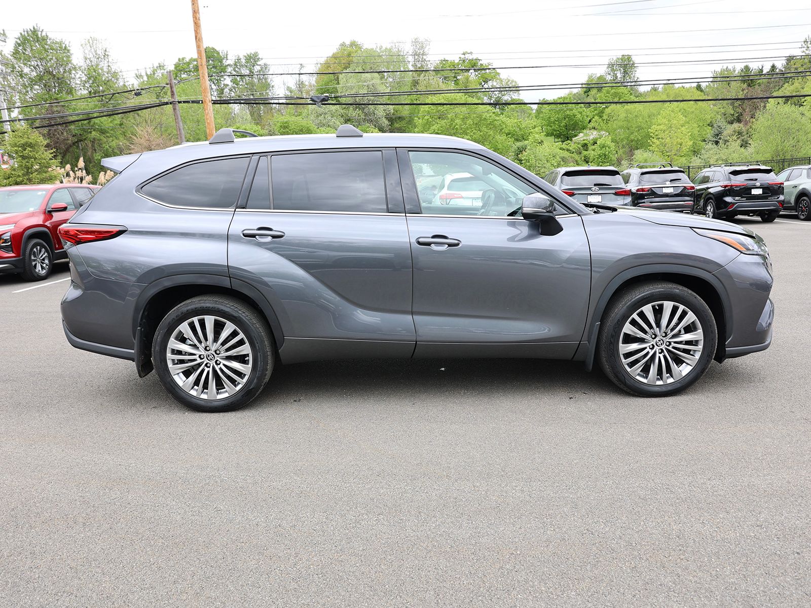 2023 Toyota Highlander Platinum - Photo 8