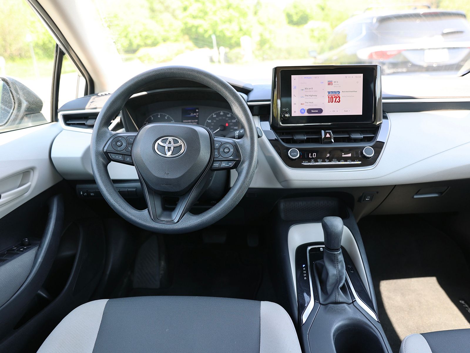 2023 Toyota Corolla LE - Photo 14