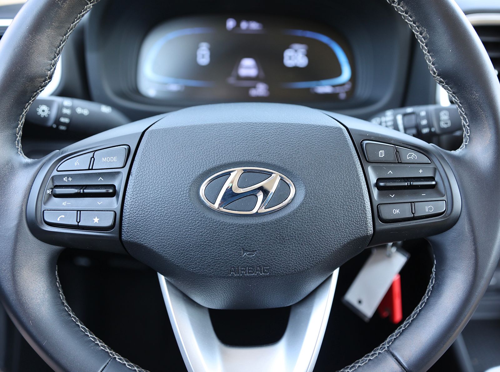 2023 Hyundai Venue SEL - Photo 30