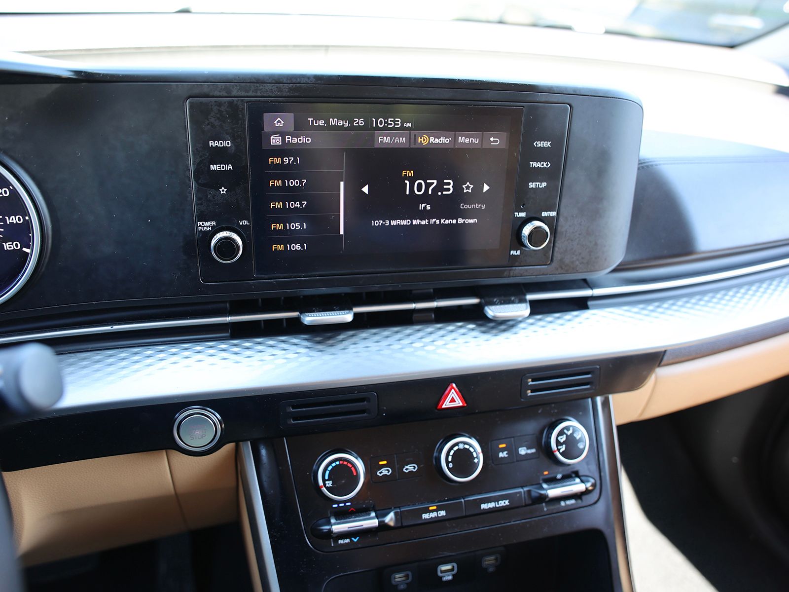 2024 Kia Carnival LX Seat Pkg - Photo 23