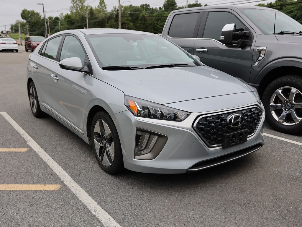 Certified 2022 Hyundai Ioniq Hybrid SEL Hatchback