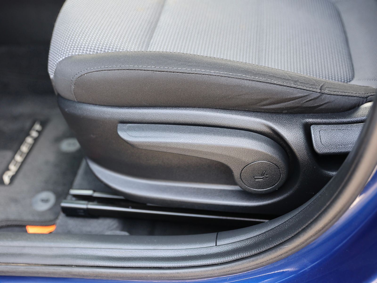 2018 Hyundai Accent Limited - Photo 16