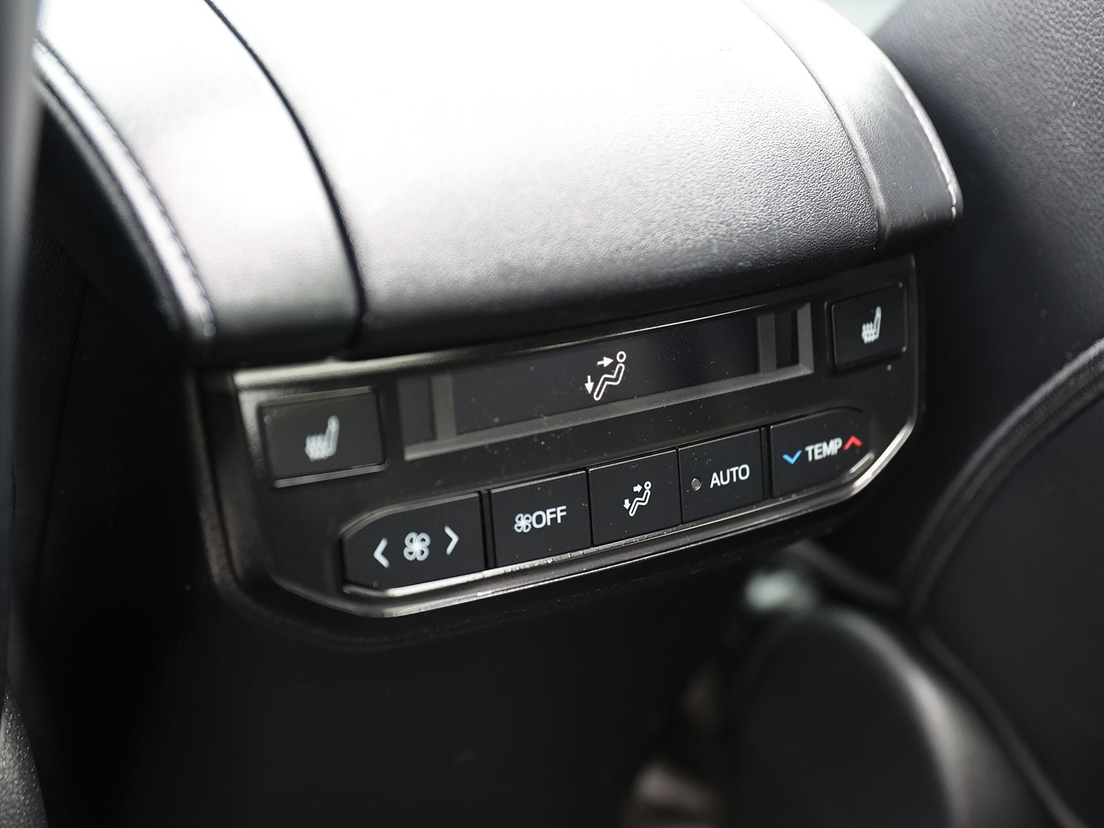 2023 Toyota Highlander Platinum - Photo 25
