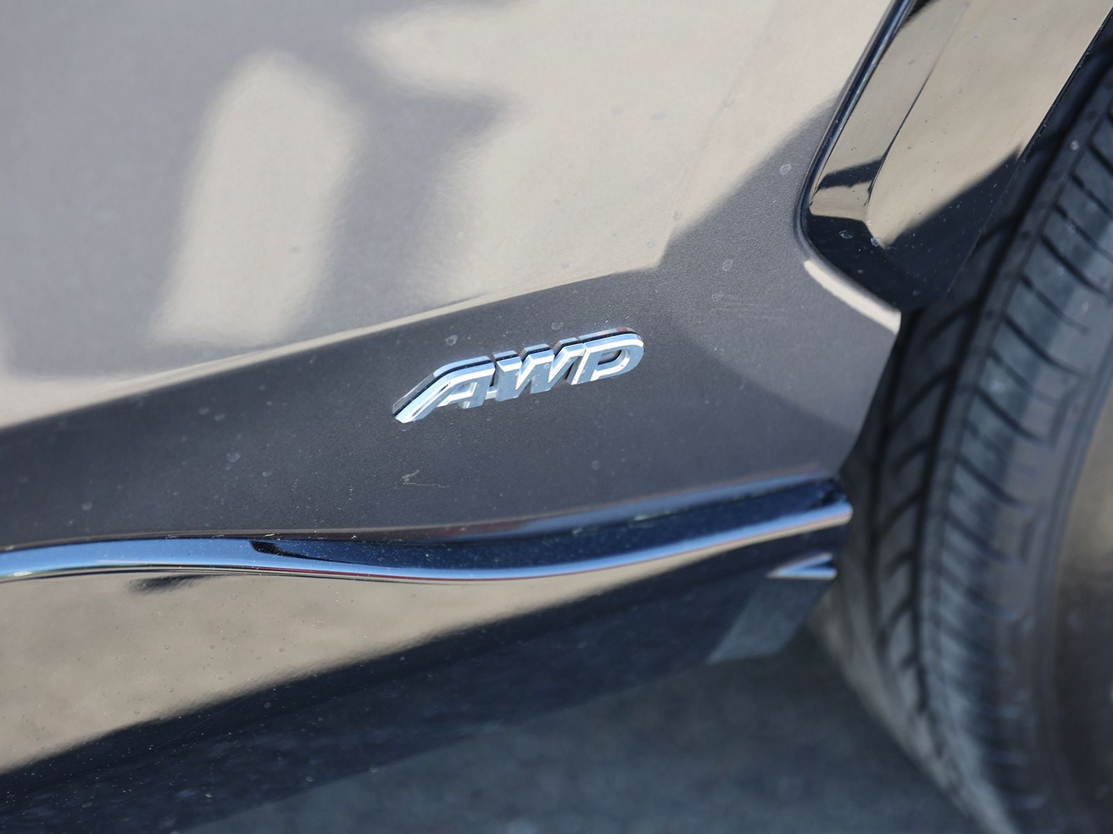 2023 Toyota RAV4 XSE - Photo 9