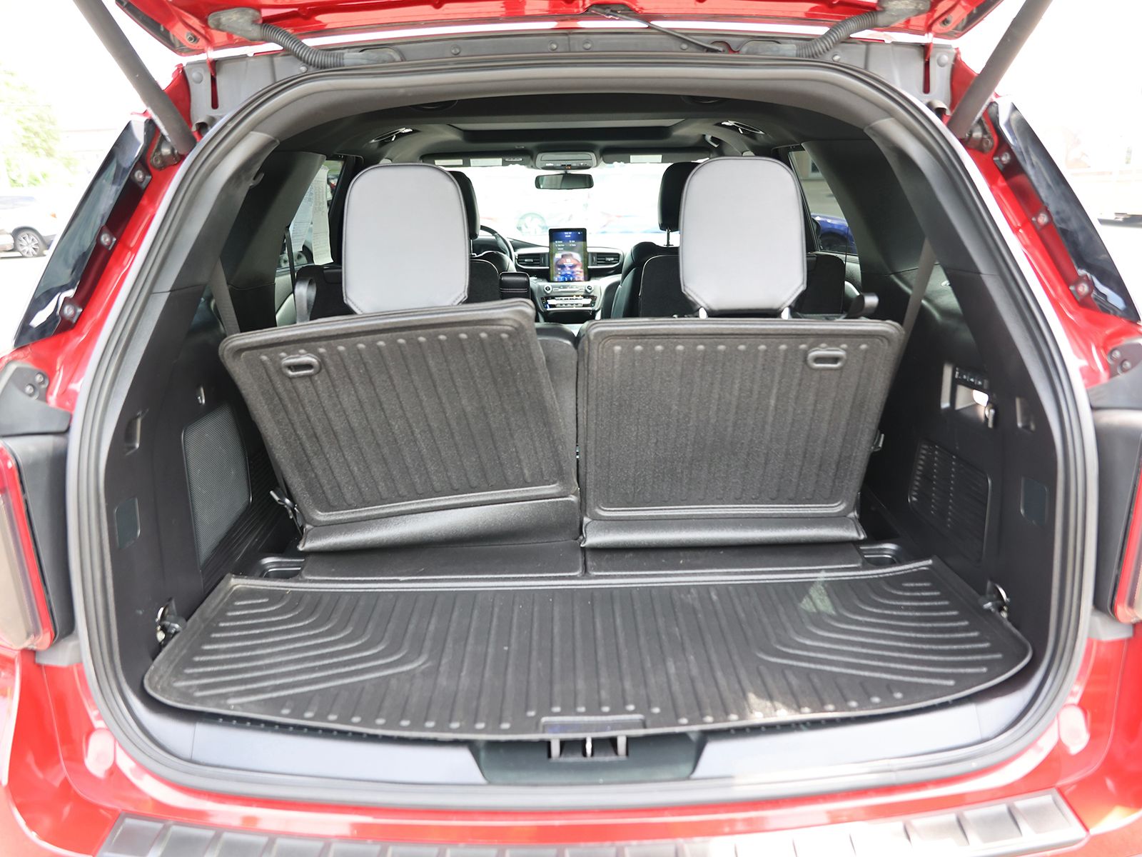 2020 Ford Explorer ST - Photo 15