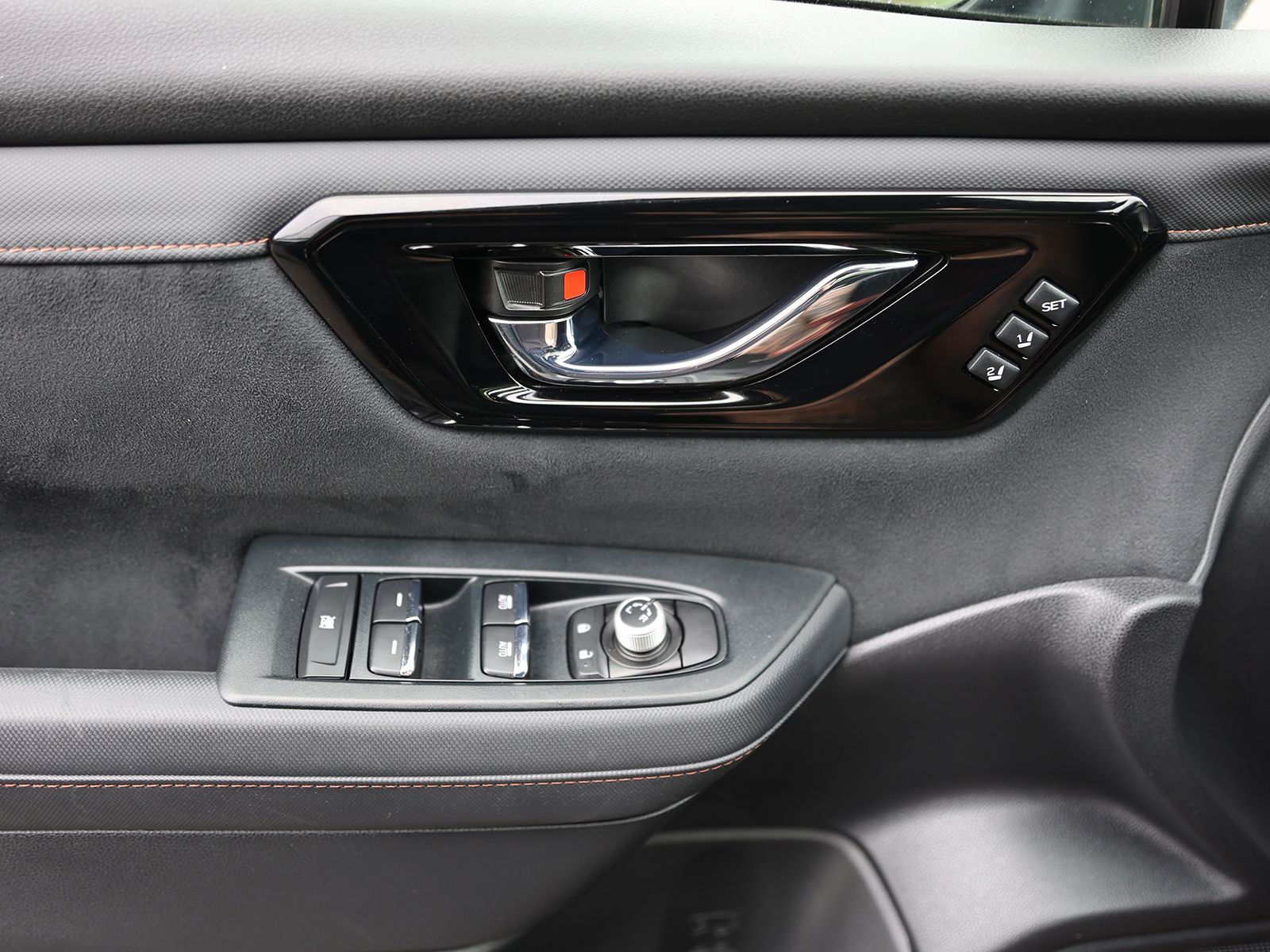 2025 Subaru Forester Touring - Photo 38