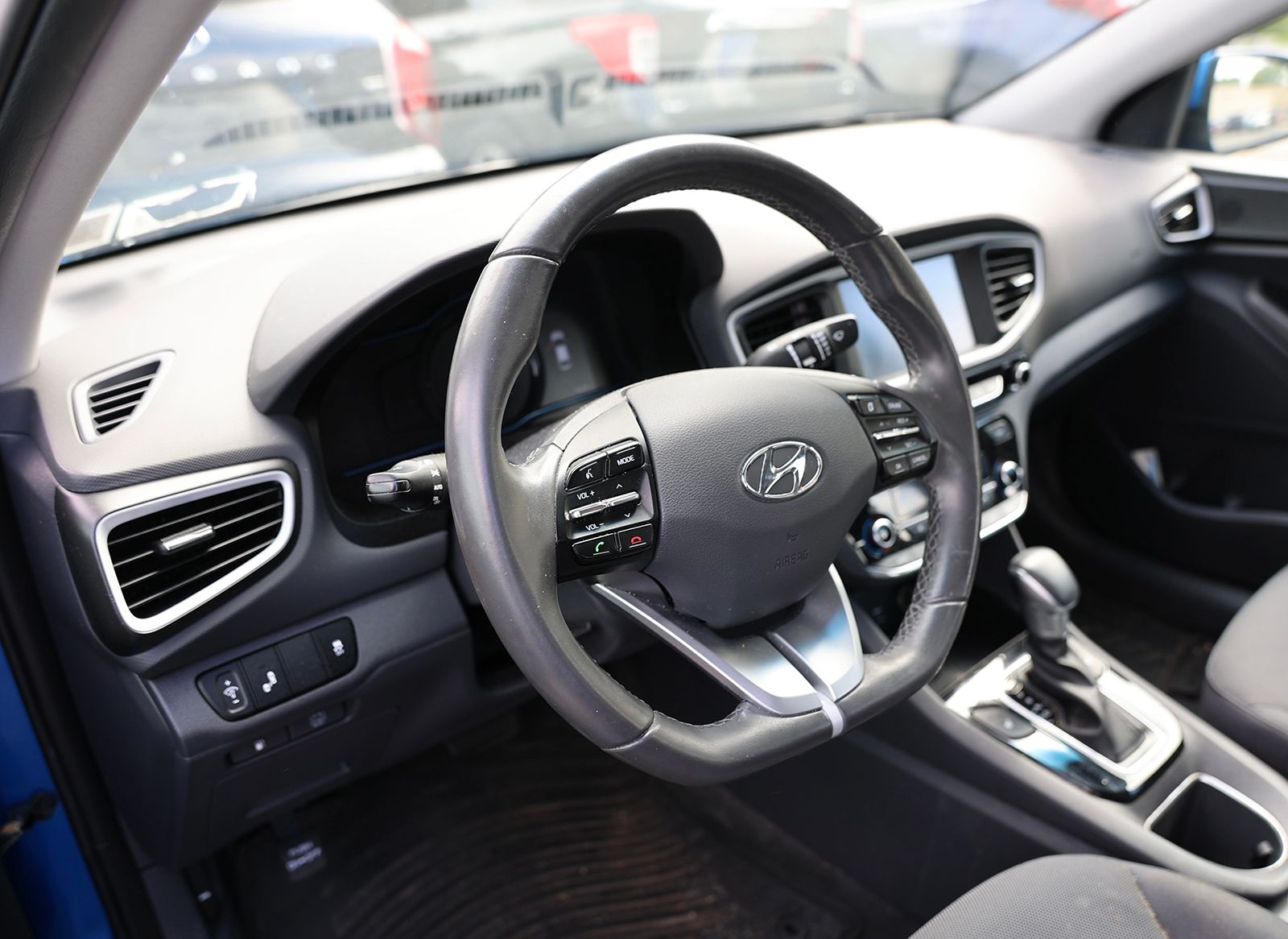 2018 Hyundai IONIQ SEL - Photo 9