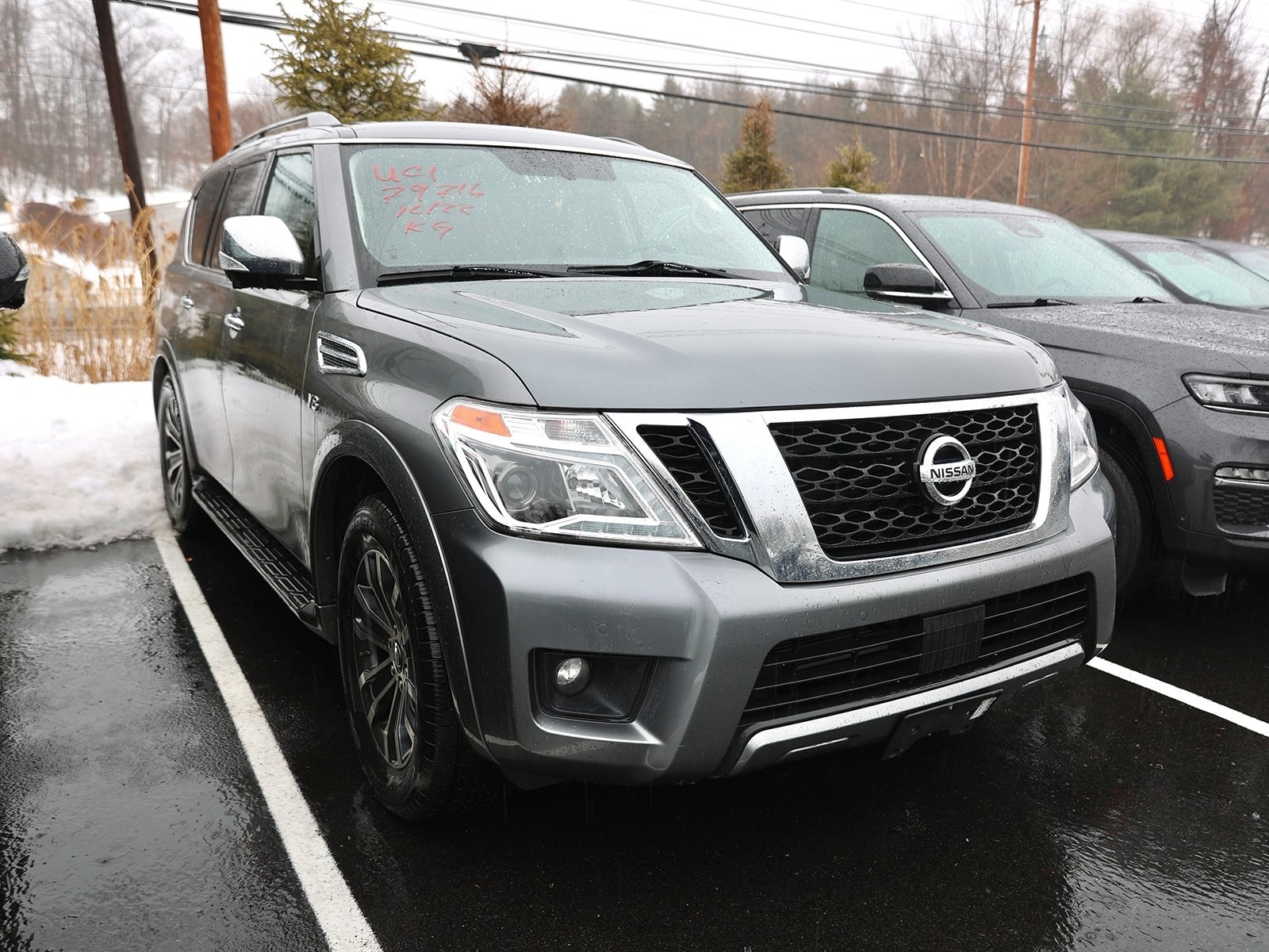 2020 Nissan Armada SL's photo