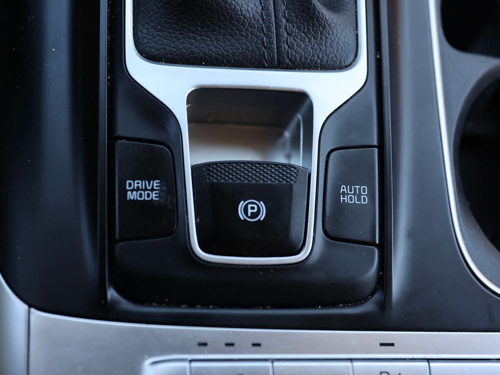 2024 Kia Carnival LX Seat Pkg - Photo 31