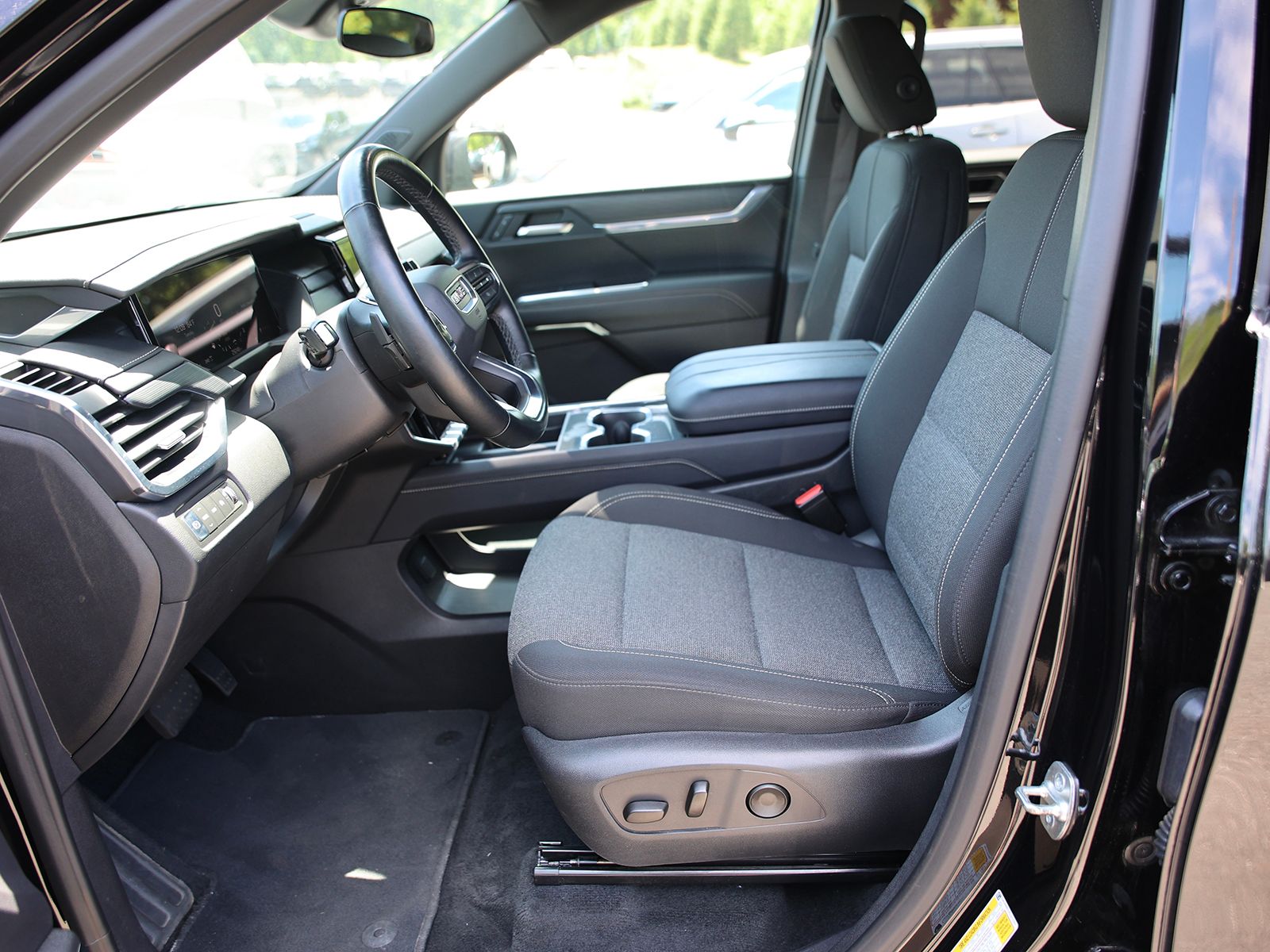 2025 GMC Acadia Elevation - Photo 18
