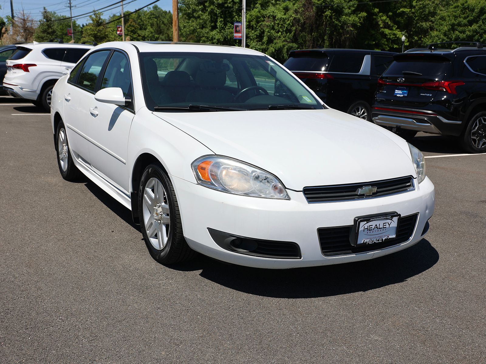 2010 Chevrolet Impala LT's photo