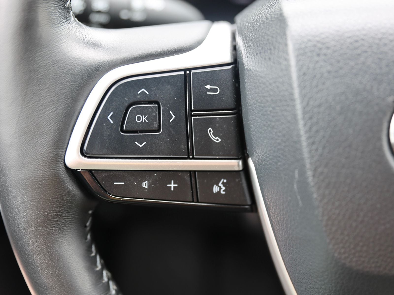 2023 Toyota Highlander Platinum - Photo 42