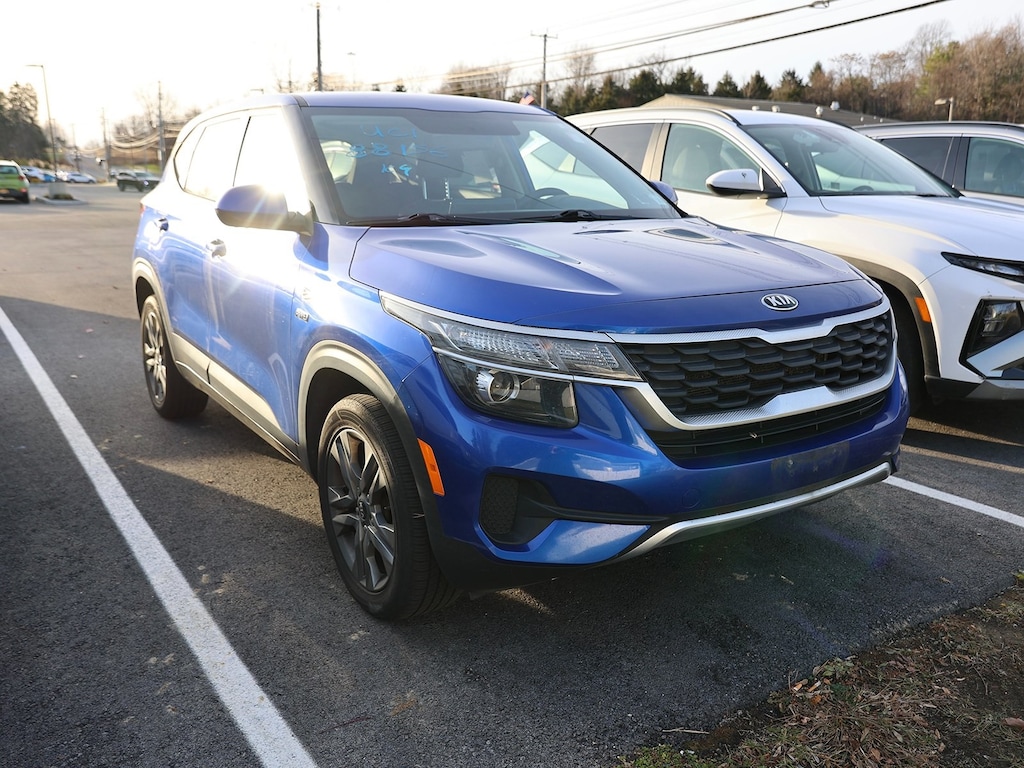 Used 2021 Kia Seltos LX SUV