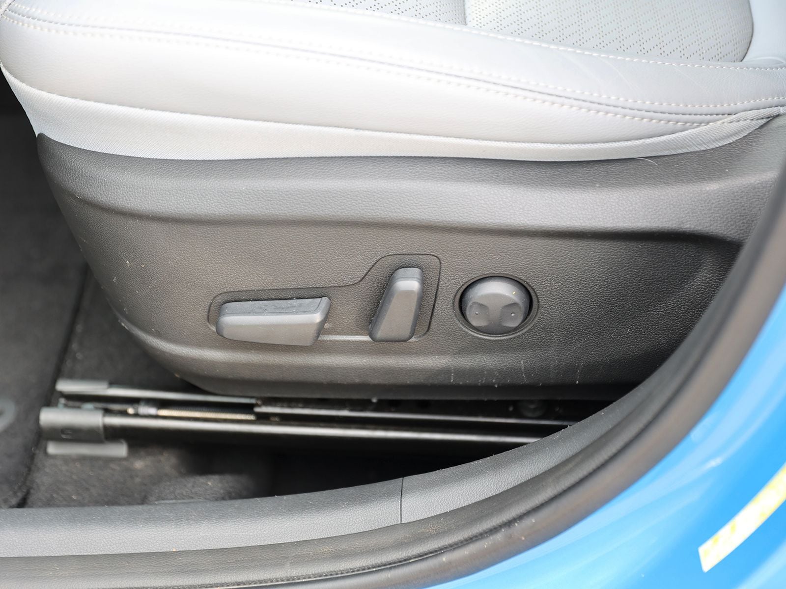 2021 Hyundai Kona Ultimate - Photo 17