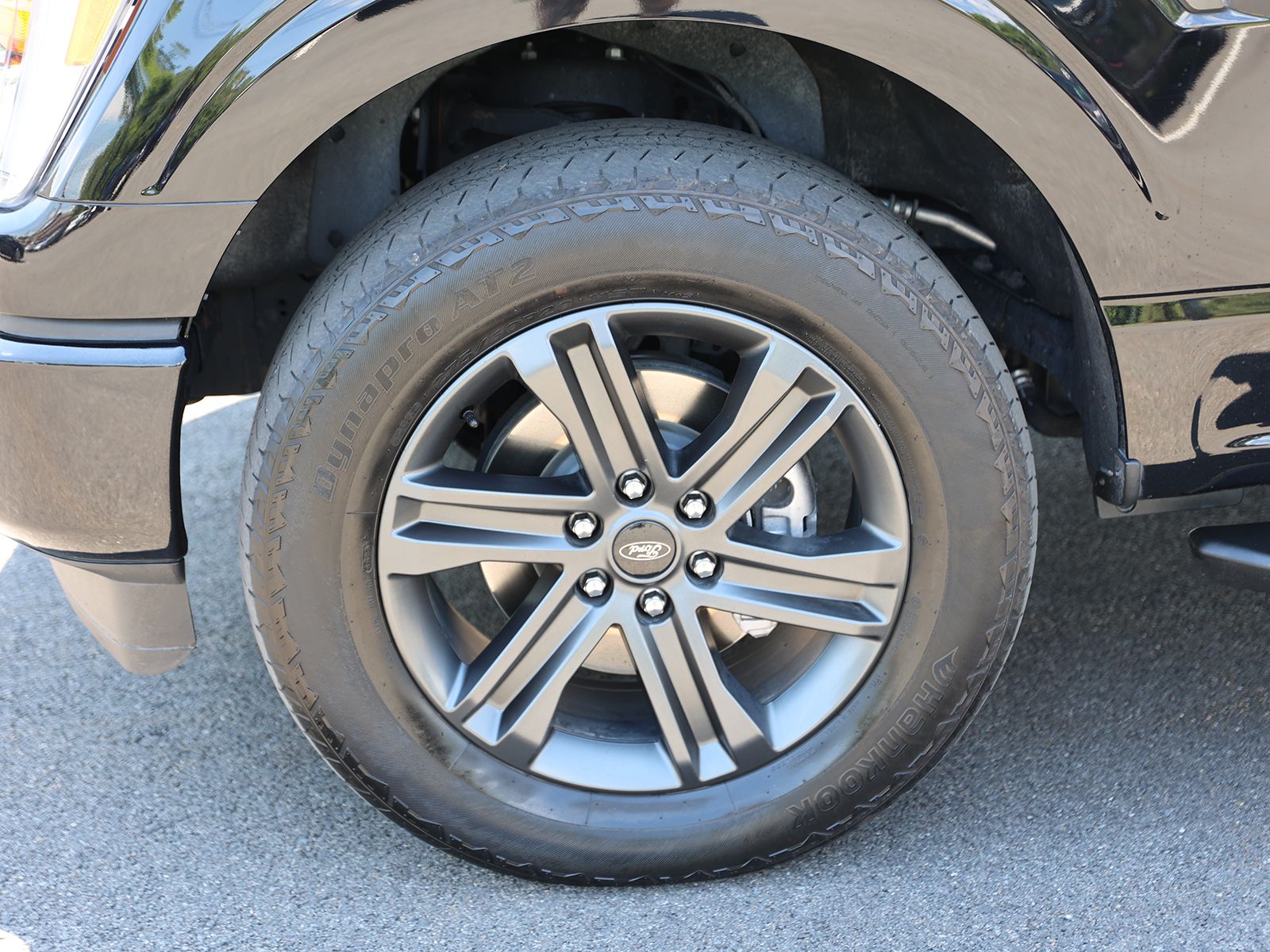 2023 Ford F-150 XLT - Photo 13