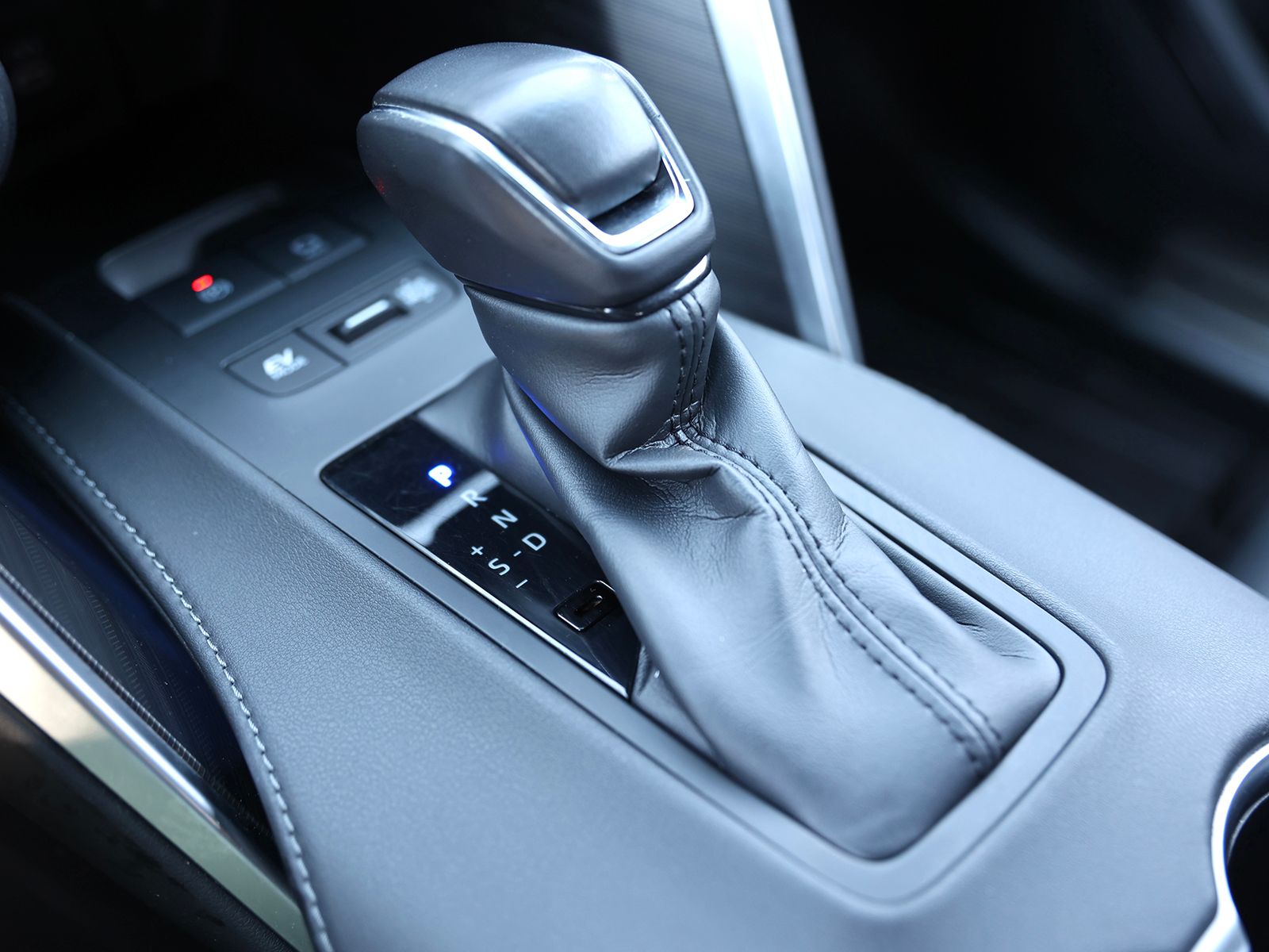 2024 Toyota Venza XLE - Photo 29