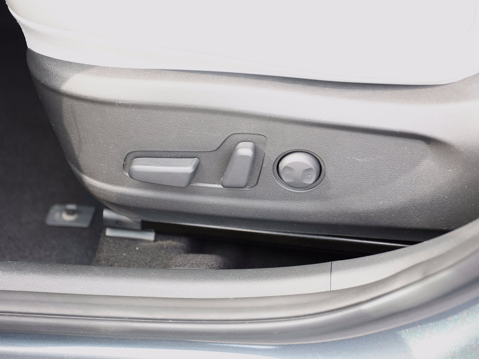 2023 Hyundai Kona Limited - Photo 17