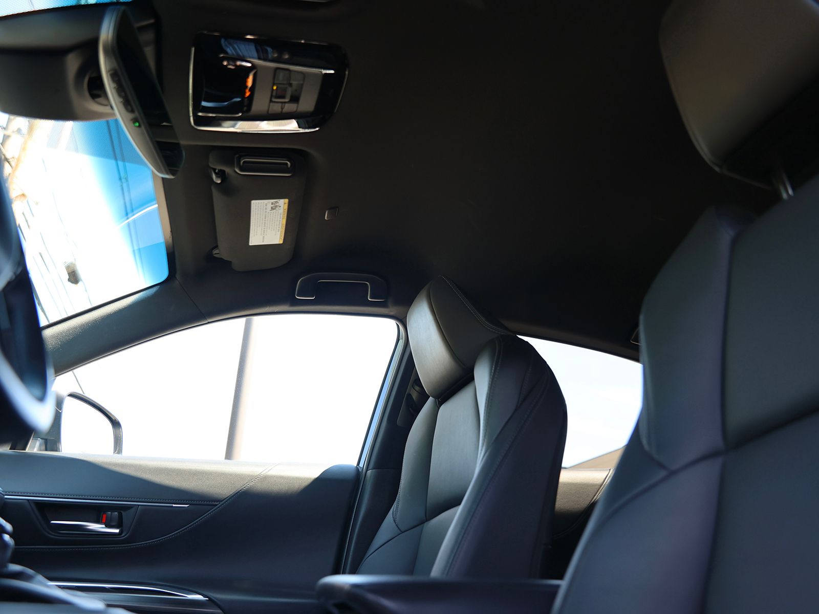 2024 Toyota Venza XLE - Photo 20