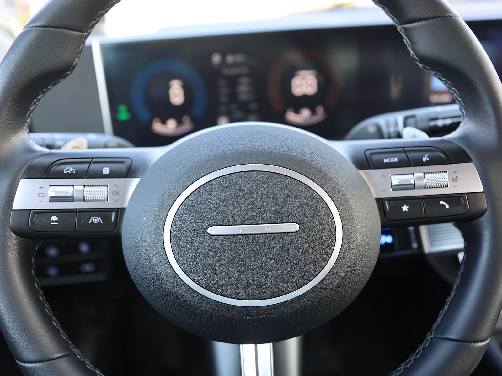 2024 Hyundai Sonata Hybrid SEL - Photo 33