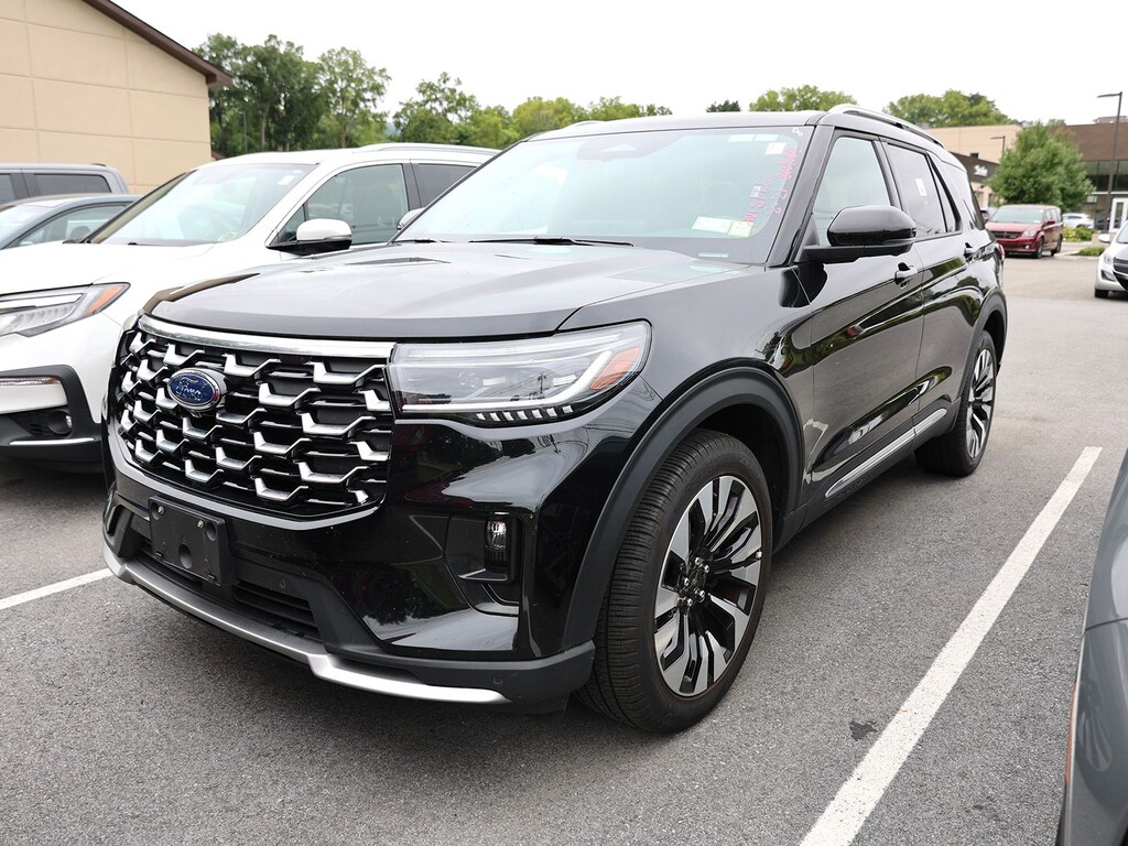 Used 2025 Ford Explorer Platinum SUV