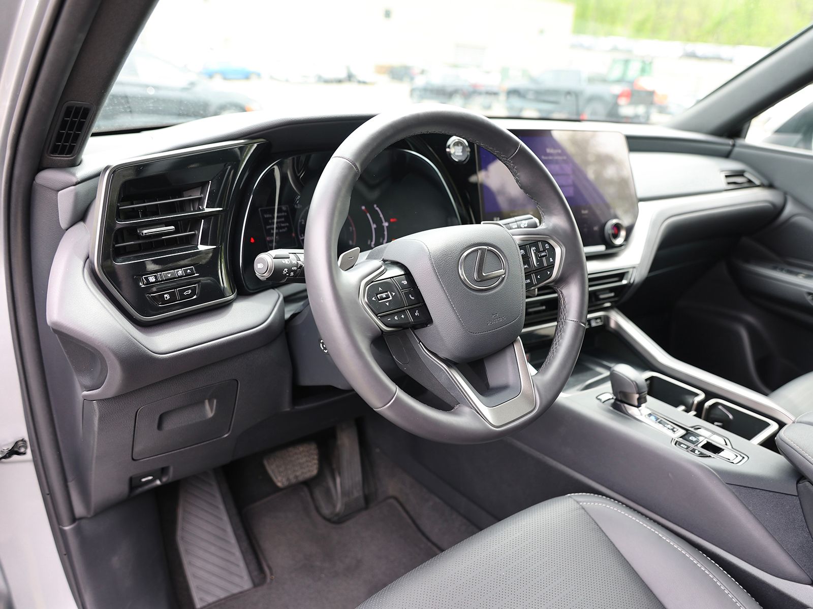 2024 Lexus TX 350 - Photo 17