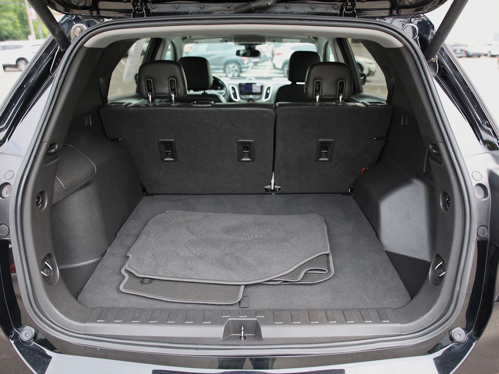 2020 Chevrolet Equinox LT - Photo 13