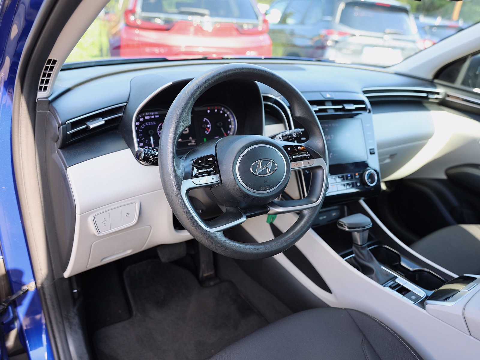 2024 Hyundai Tucson SE - Photo 14