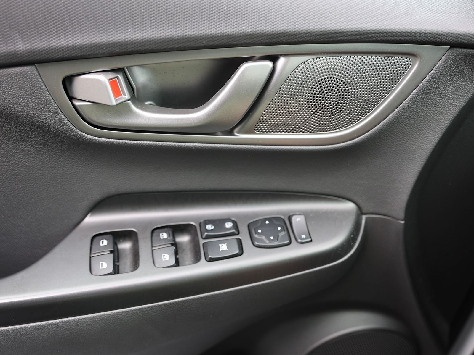 2021 Hyundai Kona EV Limited - Photo 34
