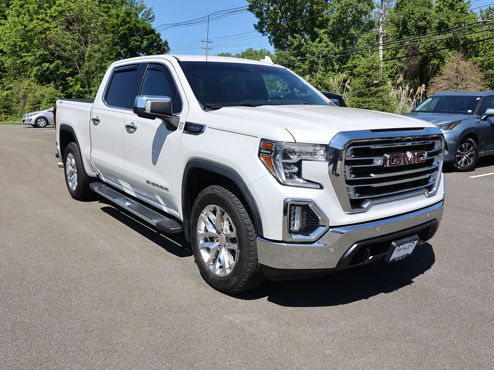 2020 GMC Sierra 4WD Crew Cab Short Box SLT's photo