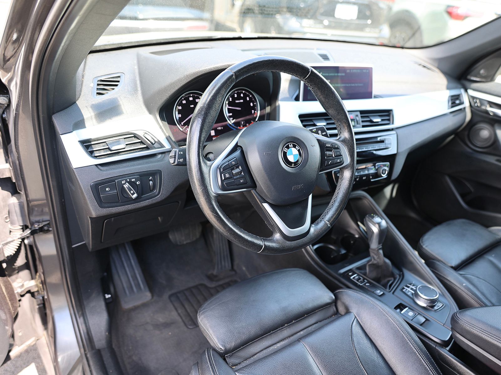 2019 BMW X1 28i - Photo 17