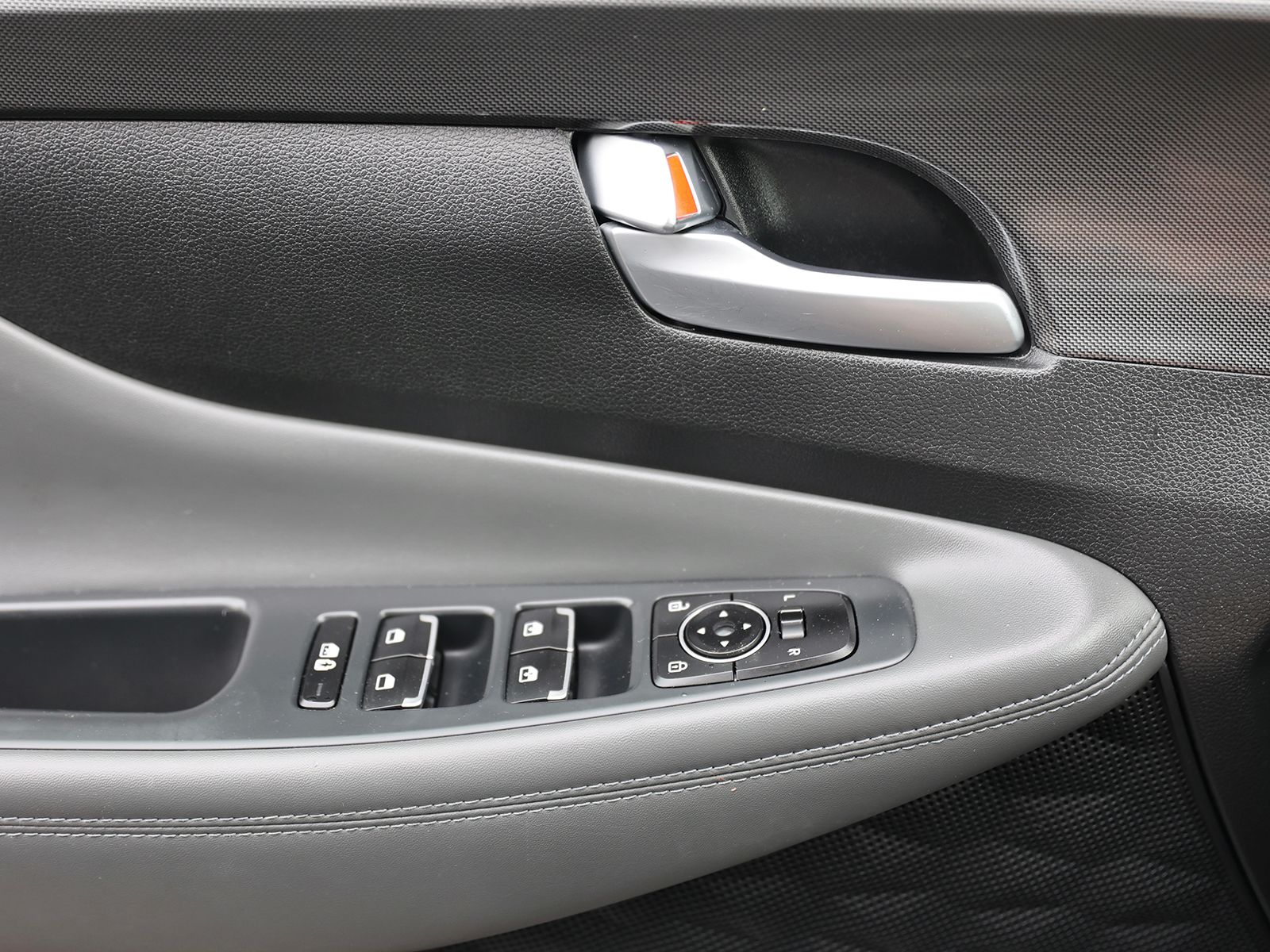 2023 Hyundai Santa Fe SEL - Photo 40