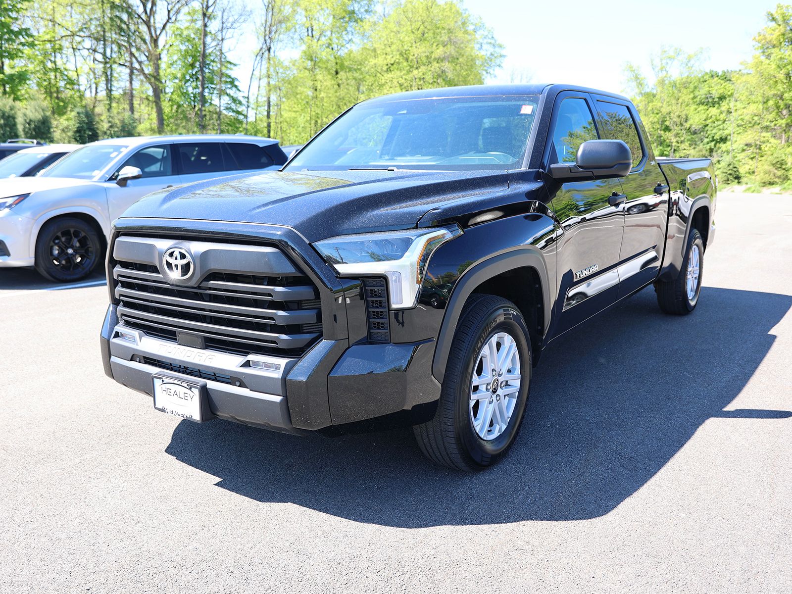 2022 Toyota Tundra SR5 - Photo 3