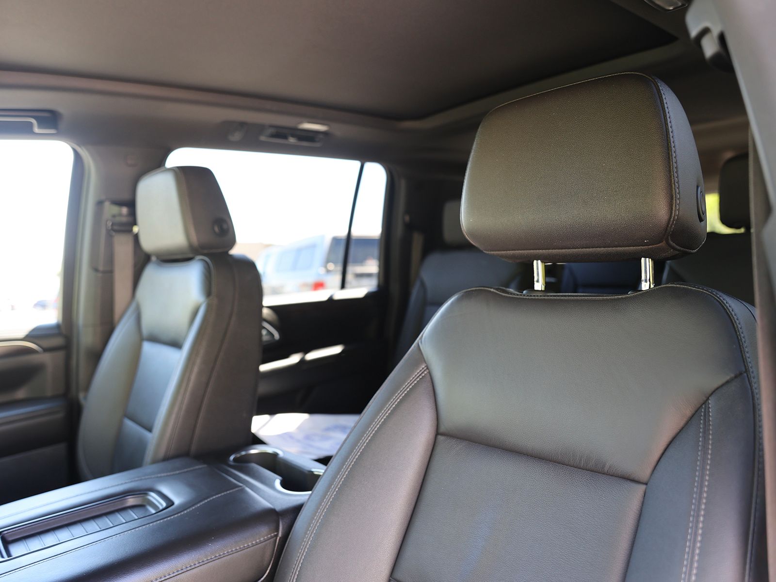 2023 Chevrolet Suburban Z71 - Photo 22